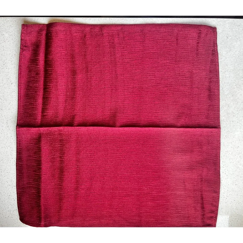 Set Of 4 Red Textured Cloth Napkins 17